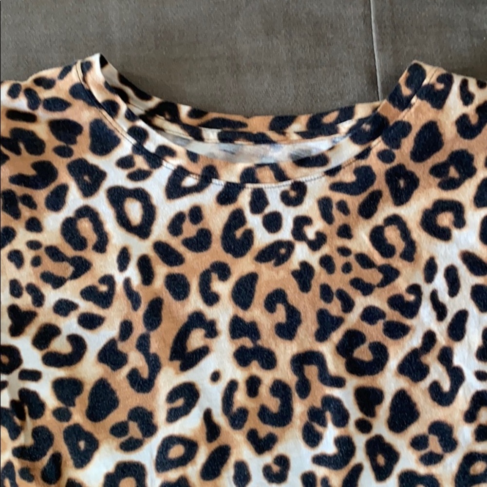 PINK Leopard Print t-shirt - Picture 3 of 4